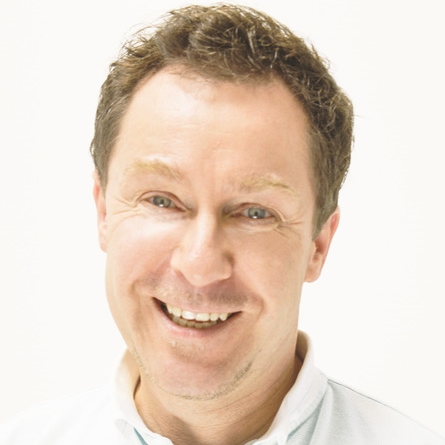 Dr. Oliver Heinrichs